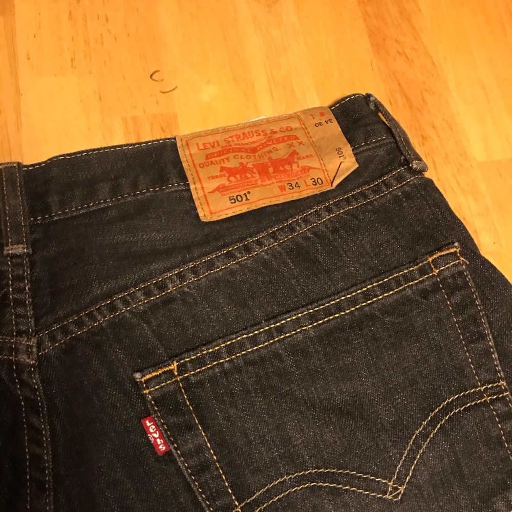 Men’s Levi’s size 34